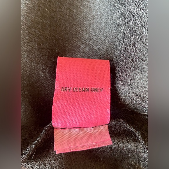 Women's Betsey Johnson Dress Faux Pearls Collard Neckline Fit & Flare Black Sz 8 - Picture 3 of 5